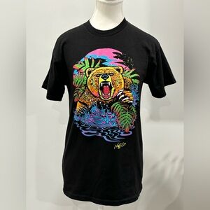 Neff Co Original Colorful Bear Graphic Skate Tshirt Outdoors School College Sz S